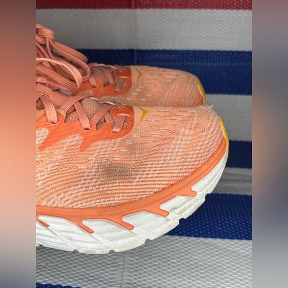 ✨🎉 HOKA Gaviota Mafate Speed 4 Peach Women’s Size 9.5 B Athletic Running Shoes - Picture 3 of 16